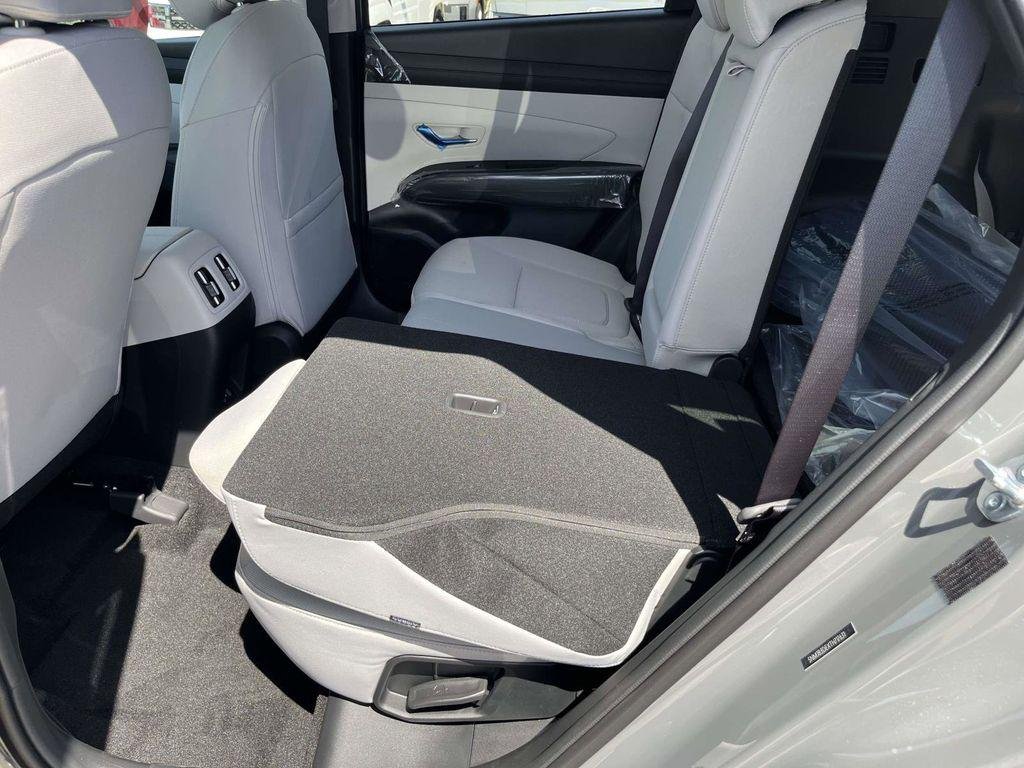 New 2026 Gray Hyundai SEL FWD image 32