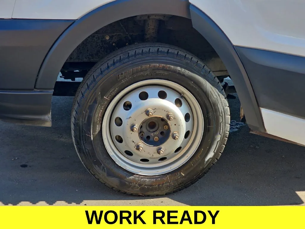 Used 2018 White Ford Base image 34