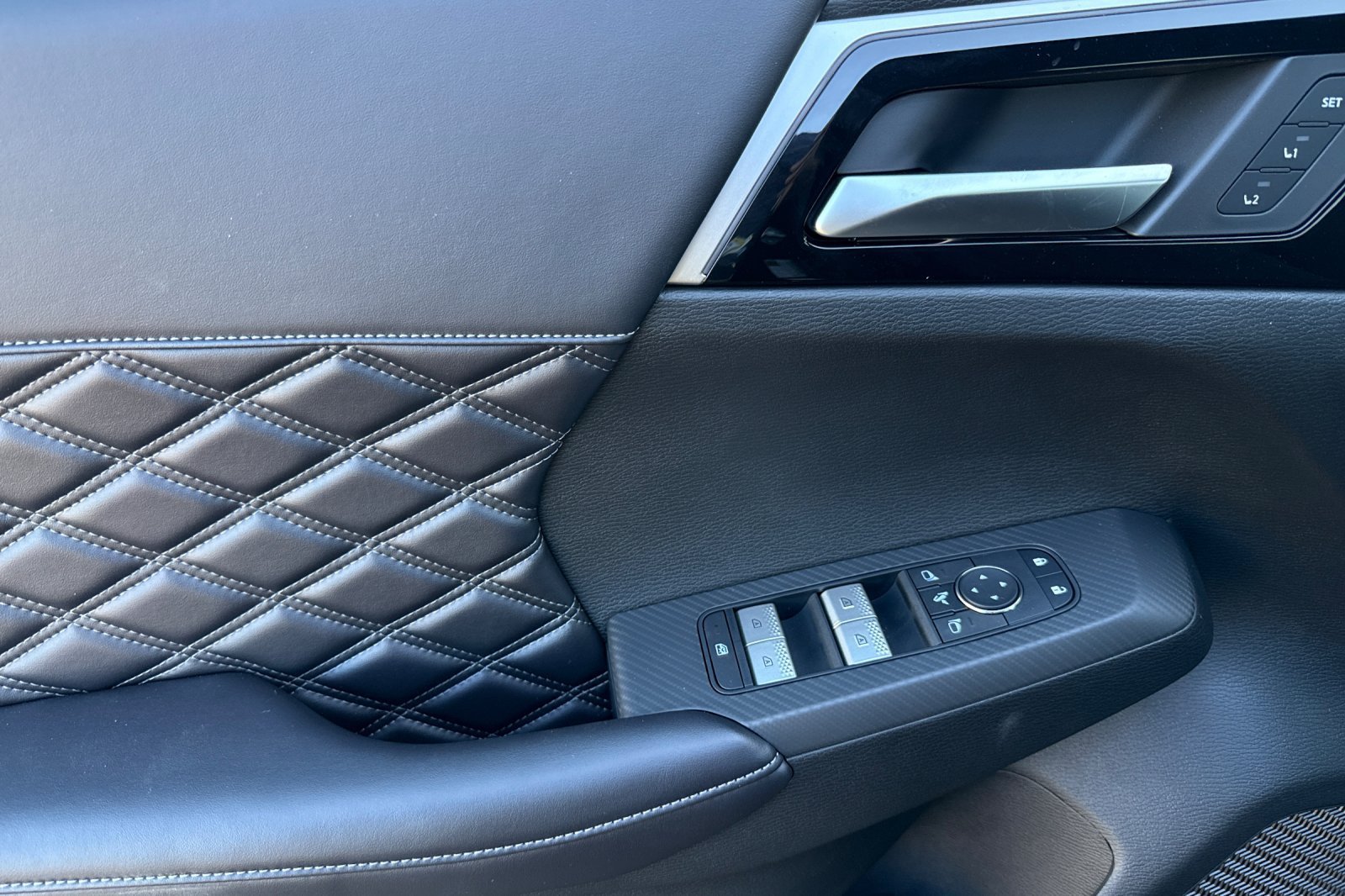 New 2026 Cosmic Black Nissan Platinum image 8