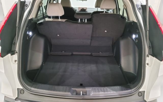 Used 2024 White Honda EX image 17