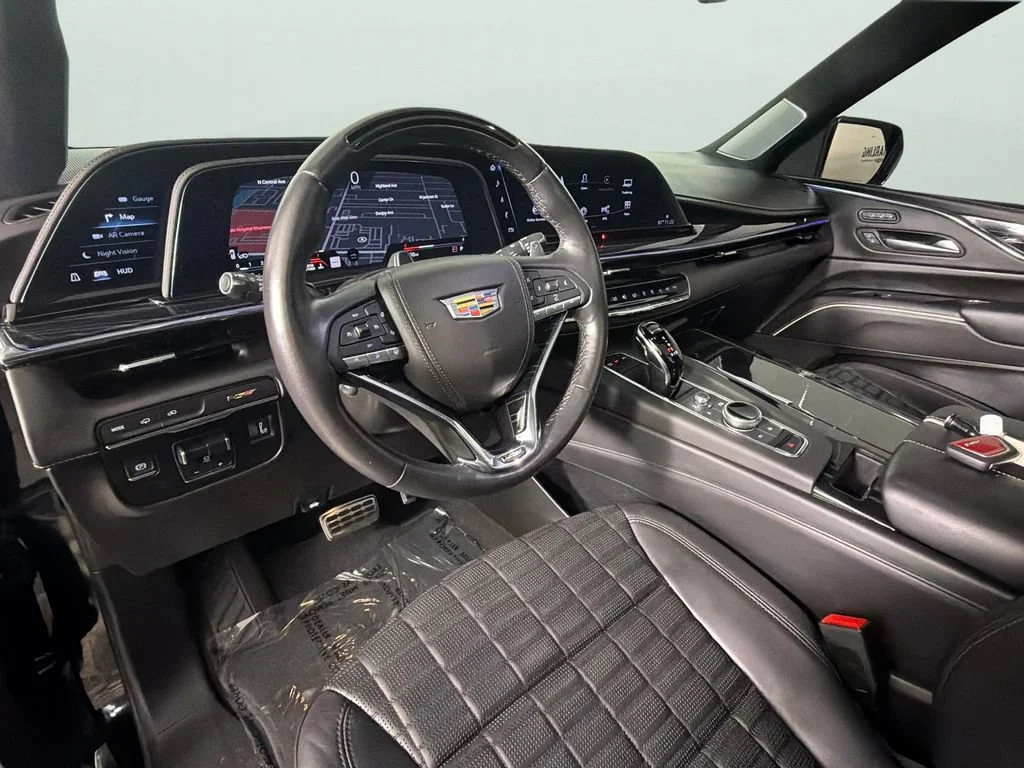 Used 2023 BLACK RAVEN Cadillac AWD V-Series image 18