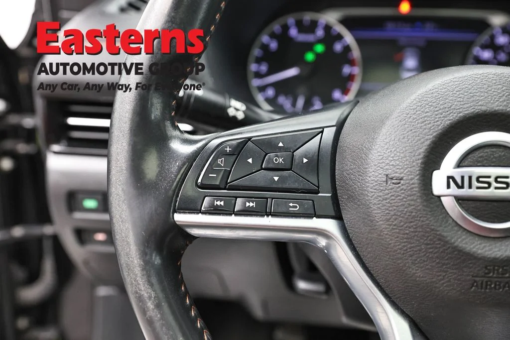 Used 2023 Black Nissan SR image 15