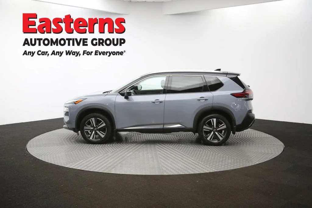 Used 2023 Gray Nissan SL image 62