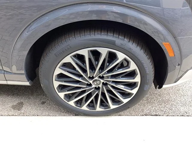 New 2026 Ecotronic Gray Metallic Hyundai Calligraphy image 6