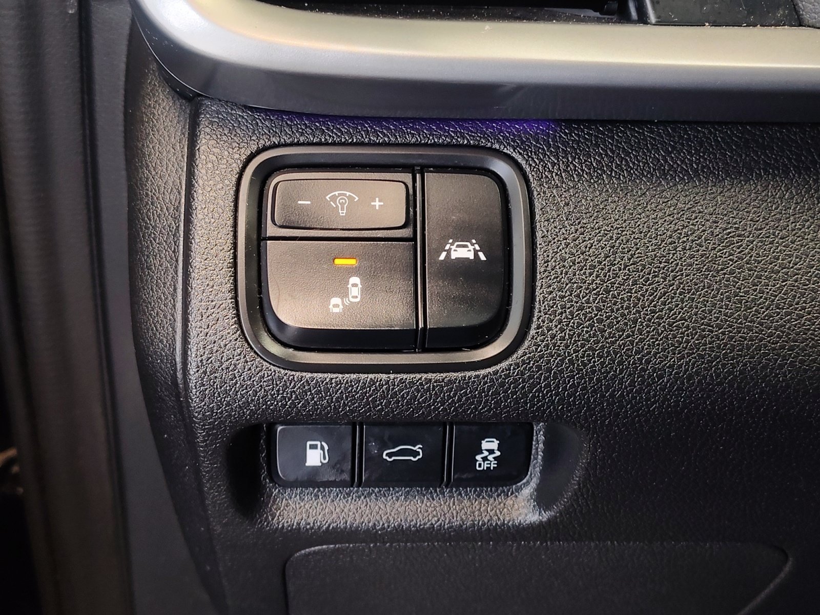 Used 2019 Ebony Black Kia SX image 27