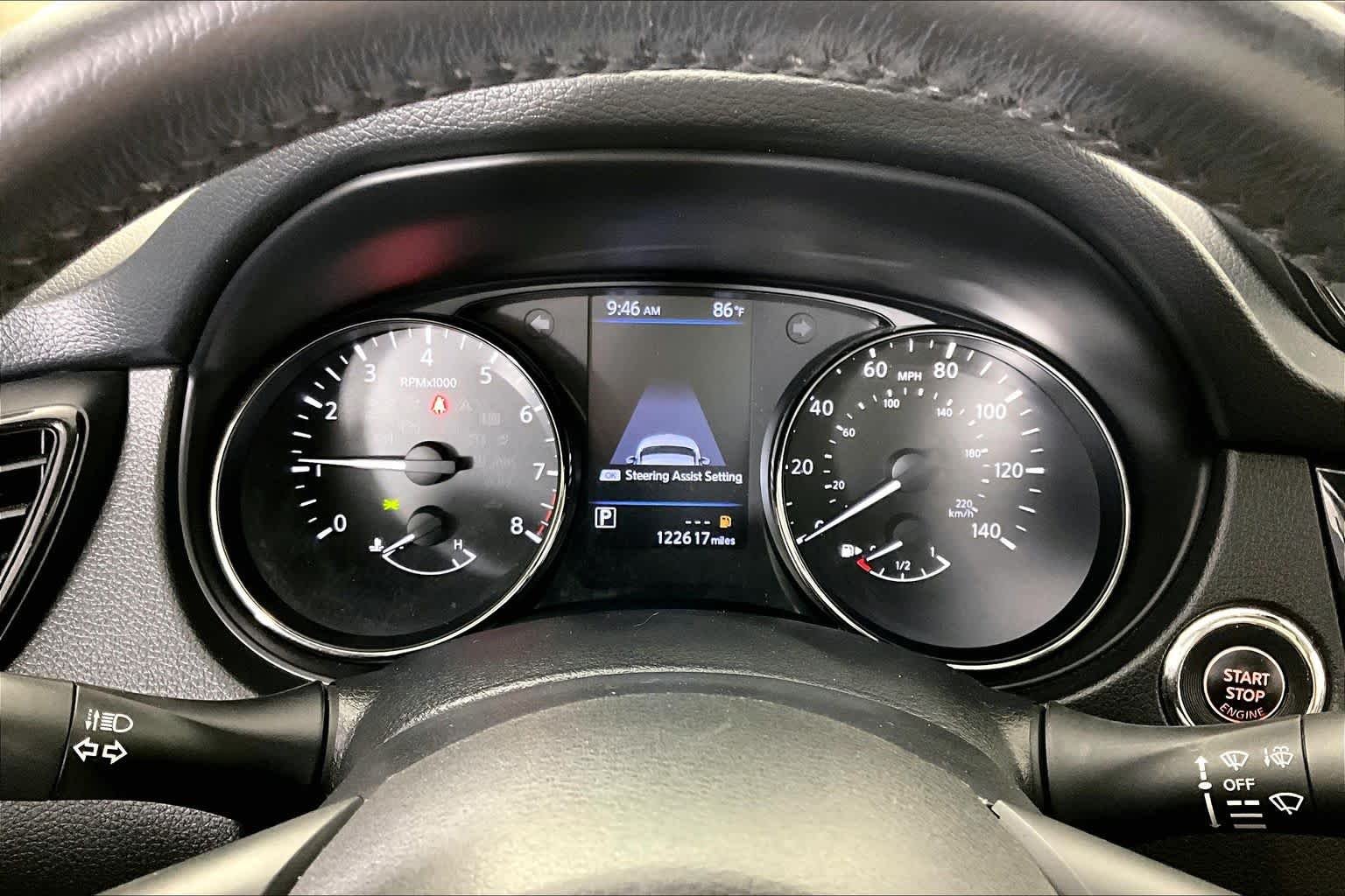 Used 2018 Pearl White Nissan SL image 24