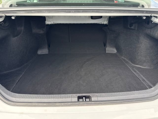 2025 Toyota Camry LE - Photo 22