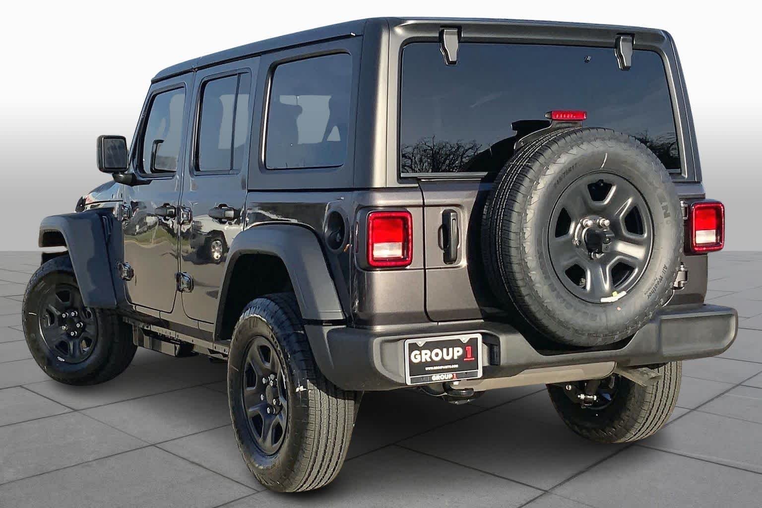 New 2026 Granite Crystal Metallic Clear-Coat Exterior Paint Jeep Sport image 12