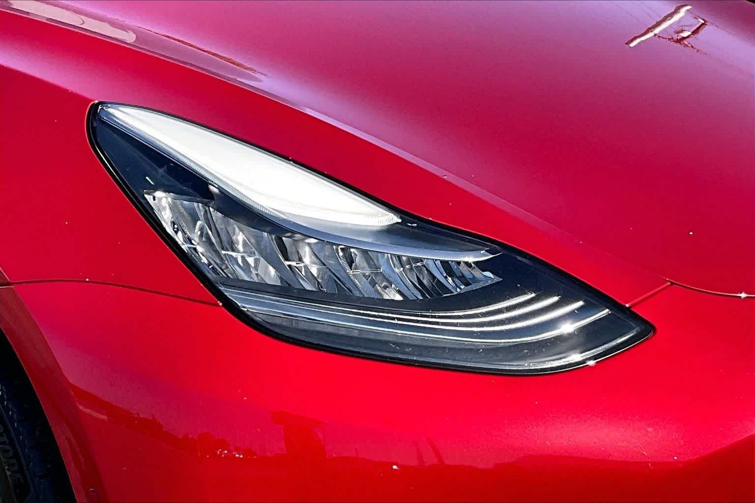 Used 2021 RED Tesla Long Range image 23