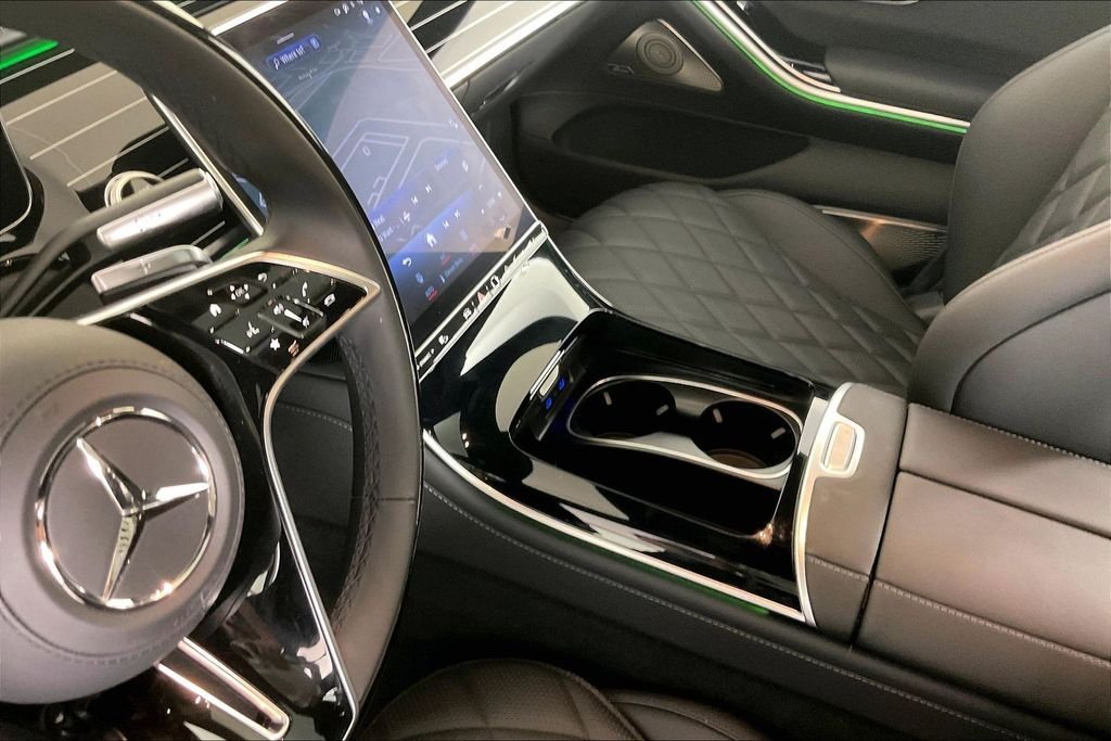 New 2026 Selenite Grey Metallic Mercedes-Benz S 580 image 8