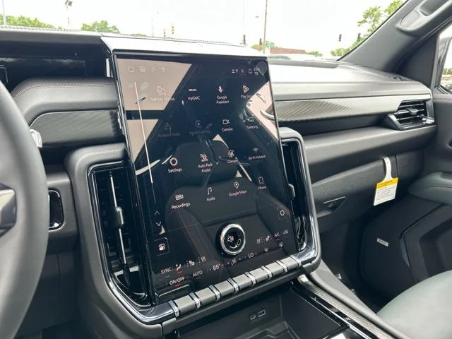 2026 GMC Yukon AT4 - Photo 51