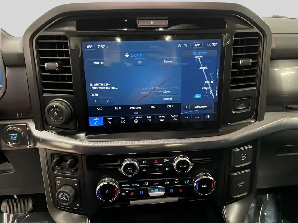 New 2025 Star White Metallic Tri-Coat Ford Lariat® image 13