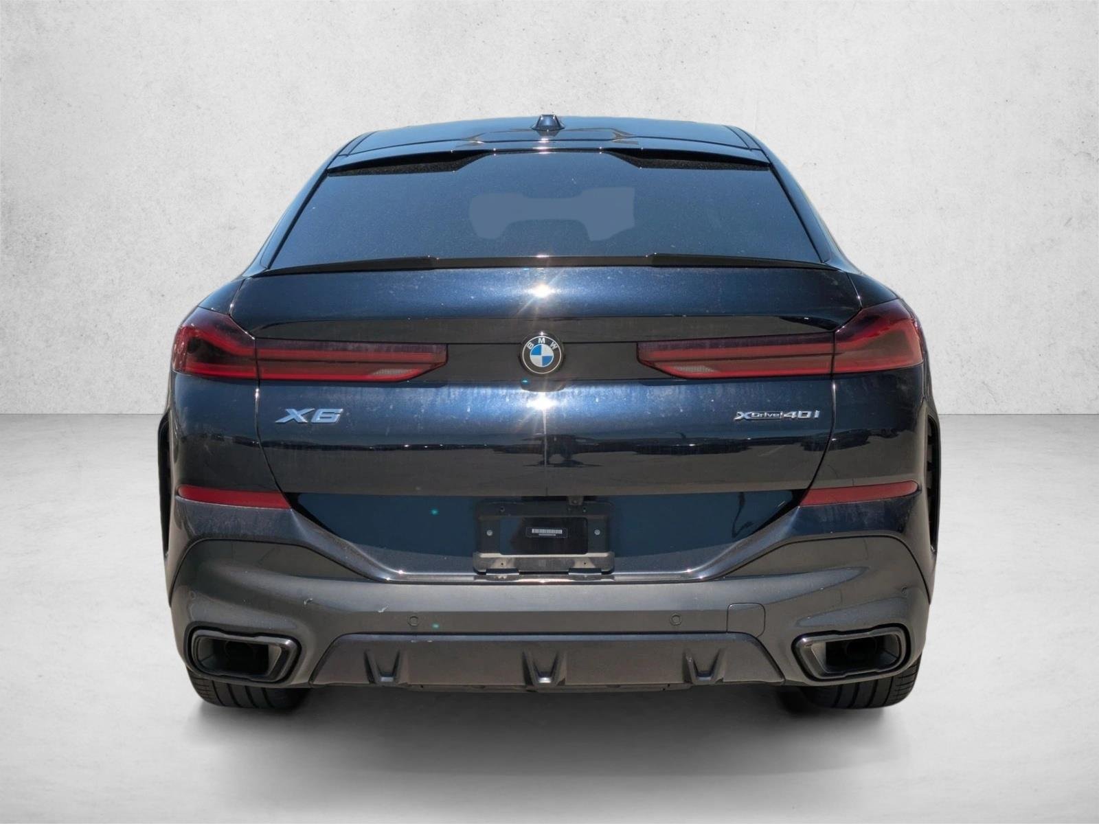 Used 2024 Carbon Black Metallic BMW xDrive40i image 6