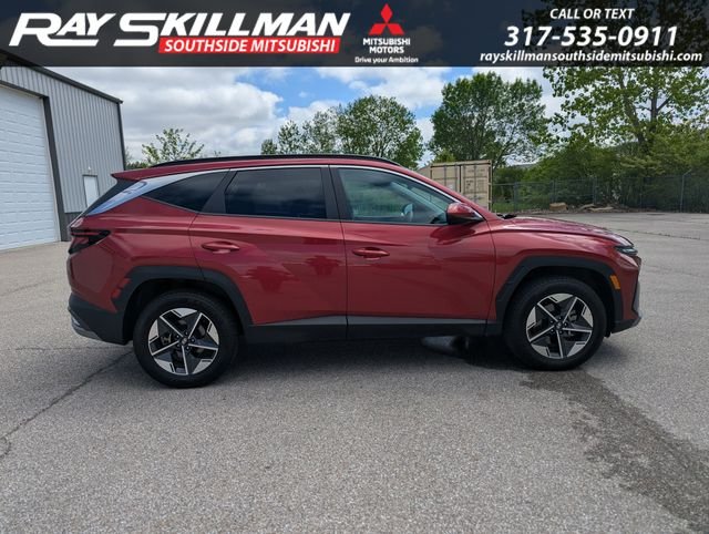 Used 2025 Red Hyundai SEL image 4
