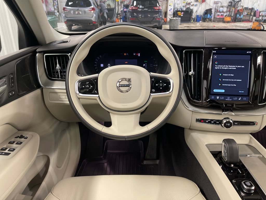 Used 2025 Blue Volvo Plus image 17