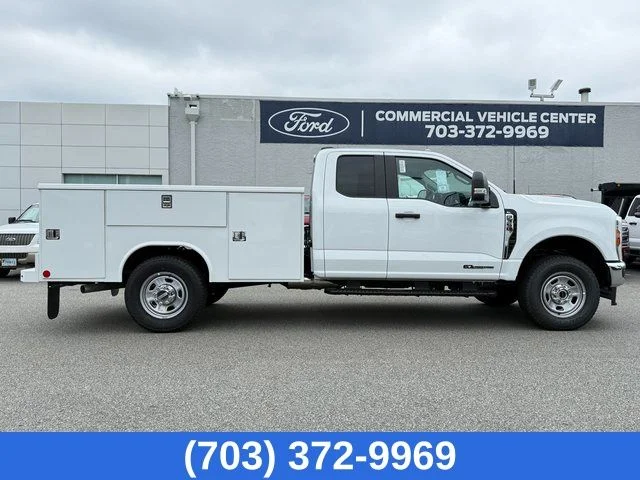 New 2026 Oxford White Ford 9' READING SERVICE BODY image 8