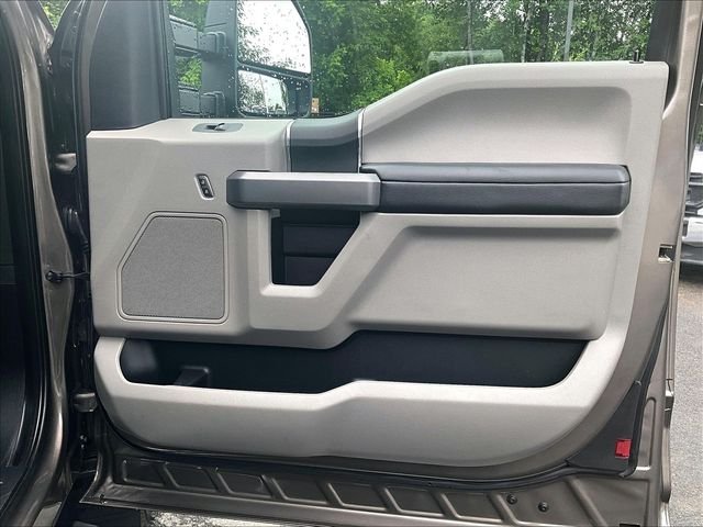 Used 2020 Gray Ford XLT image 19