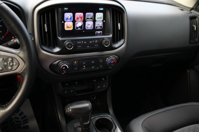 Used 2018 BLACK Chevrolet 4WD Z71 image 14