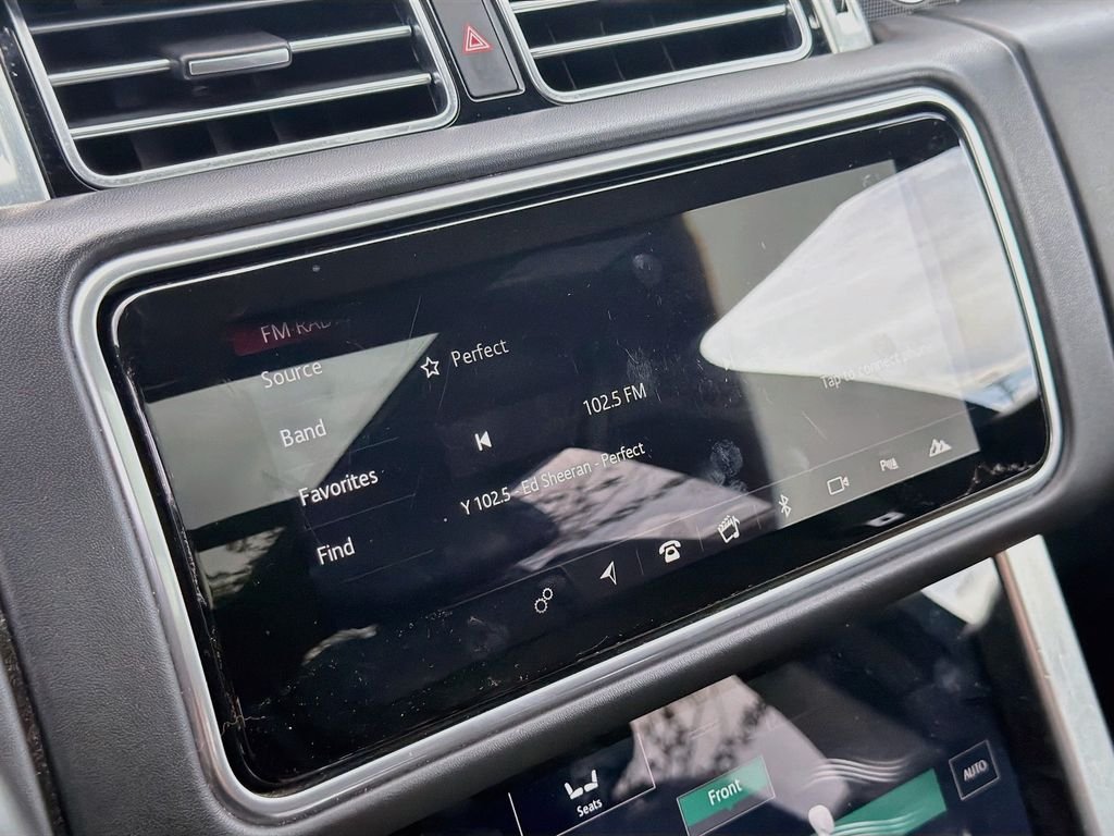 Used 2020 Black Land Rover HSE image 15