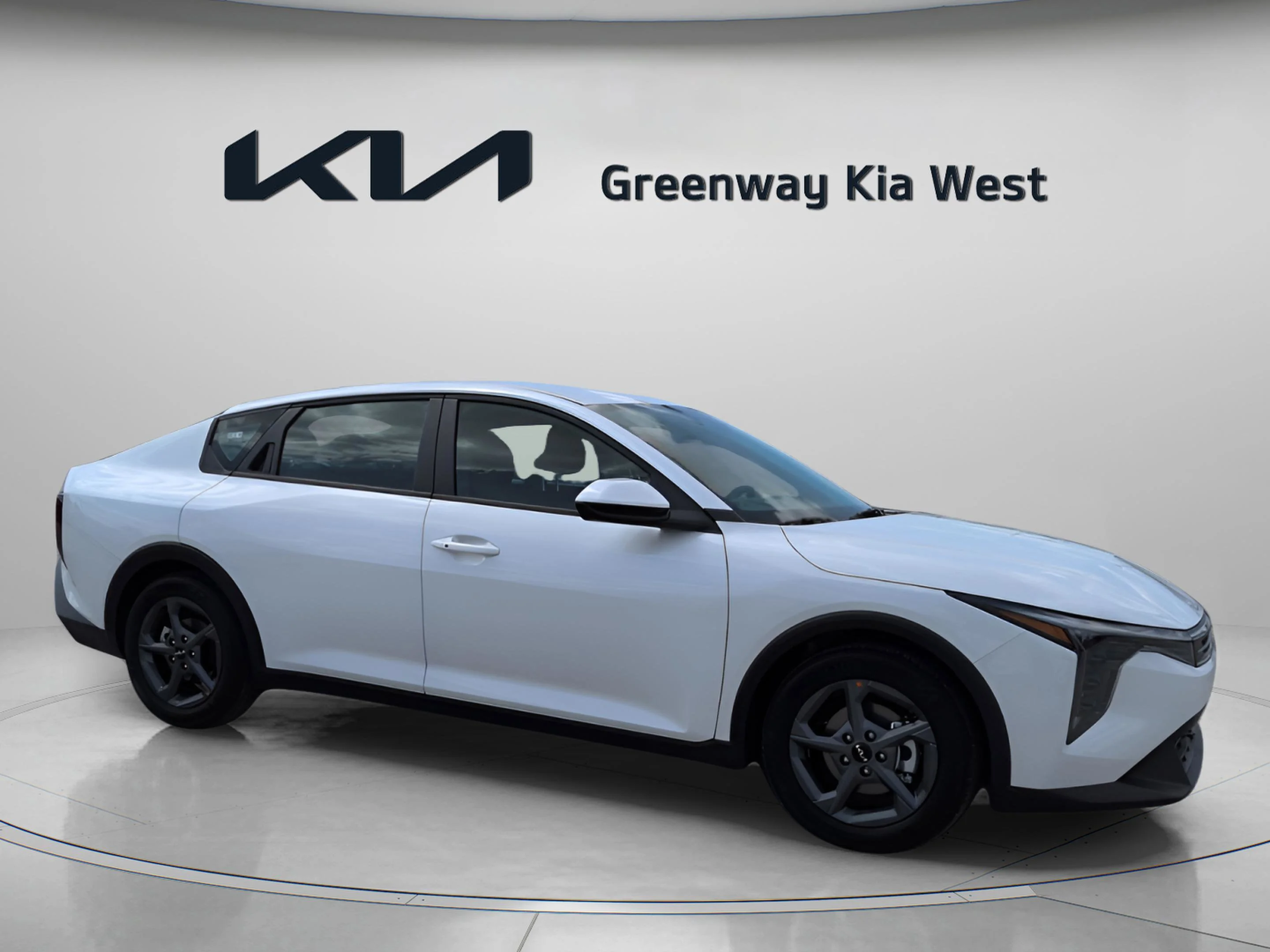 New 2026 Snow White Pearl Kia LXS image 2