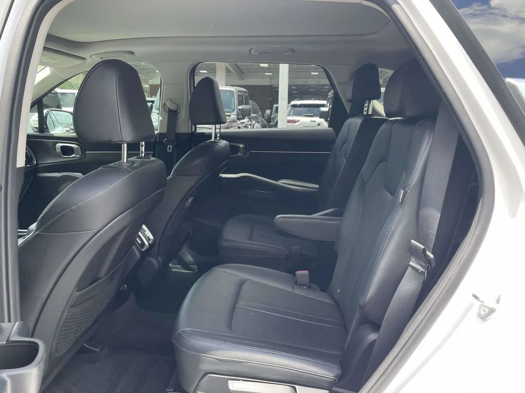 Used 2025 White Kia EX image 20
