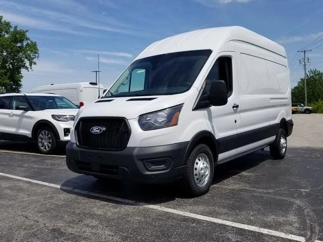 New 2026 Oxford White Ford Cargo Van image 7