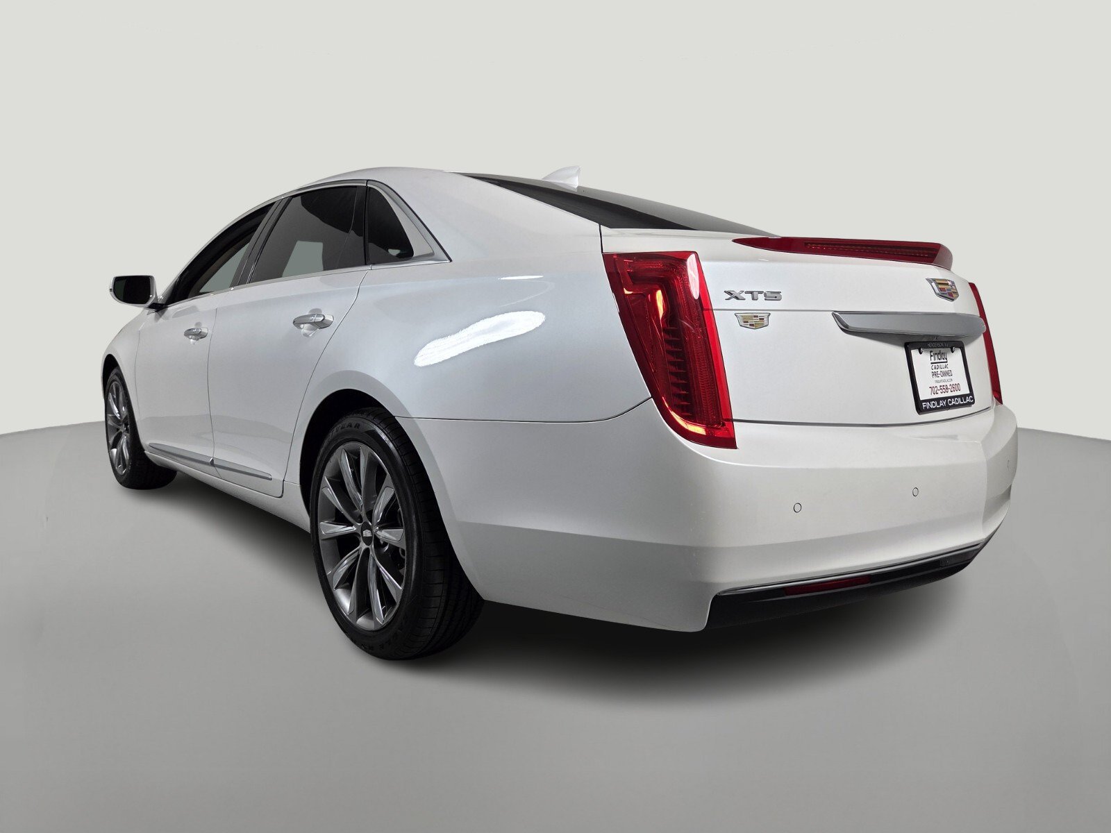 Used 2016 CRYSTAL WHITE TRICOAT Cadillac STD image 6