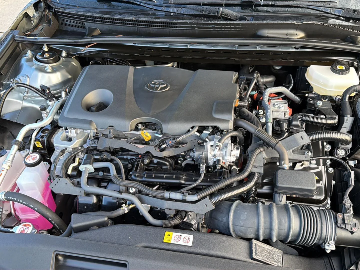 Certified Used 2025 Heavy Metal Toyota SE image 33