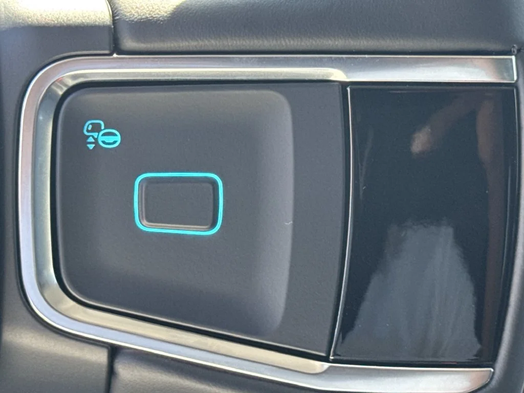 New 2027 Black Ford Platinum image 28