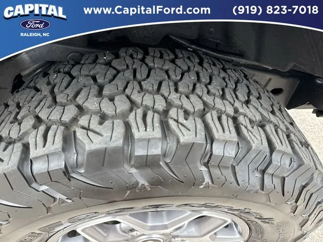 Used 2025 Blue Ford Badlands image 14