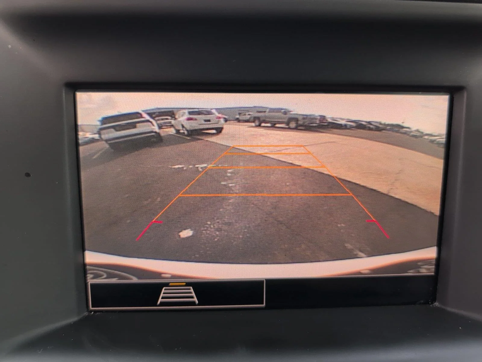 Used 2024 Summit White GMC SLE image 17