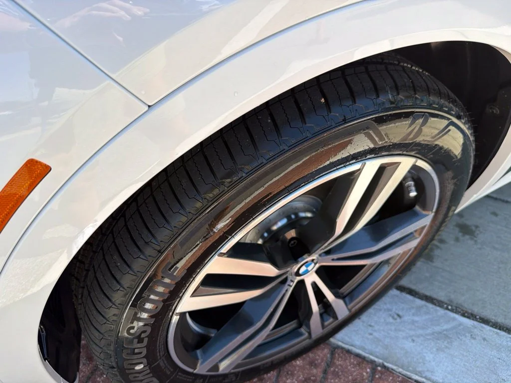 New 2027 White BMW xDrive40i image 10