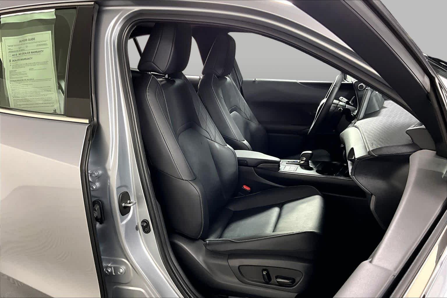 Used 2025 Iridium Lexus Premium image 8