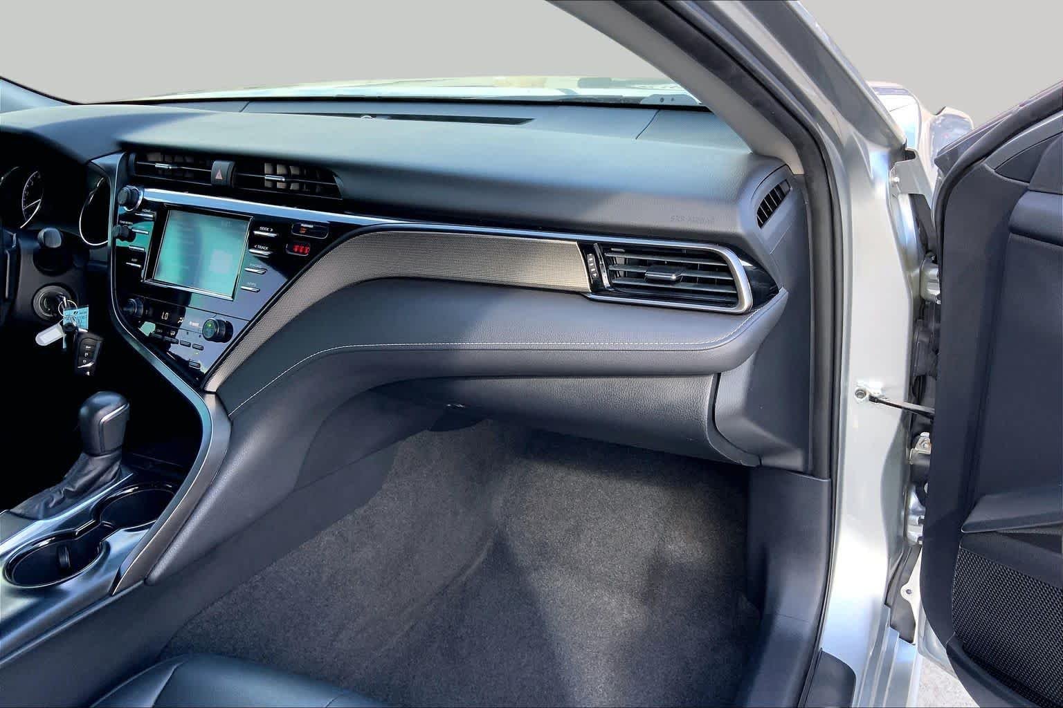 Used 2019 Celestial Silver Metallic Toyota SE image 18
