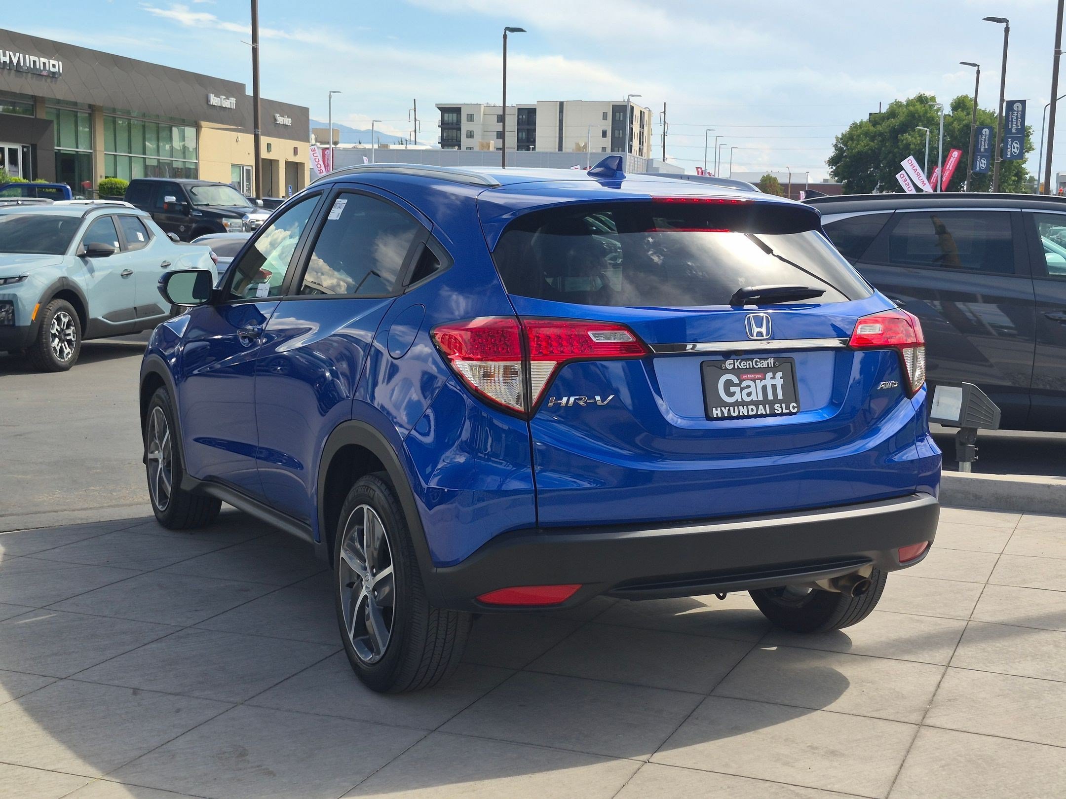 Used 2021 Aegean Blue Metallic Honda EX image 5