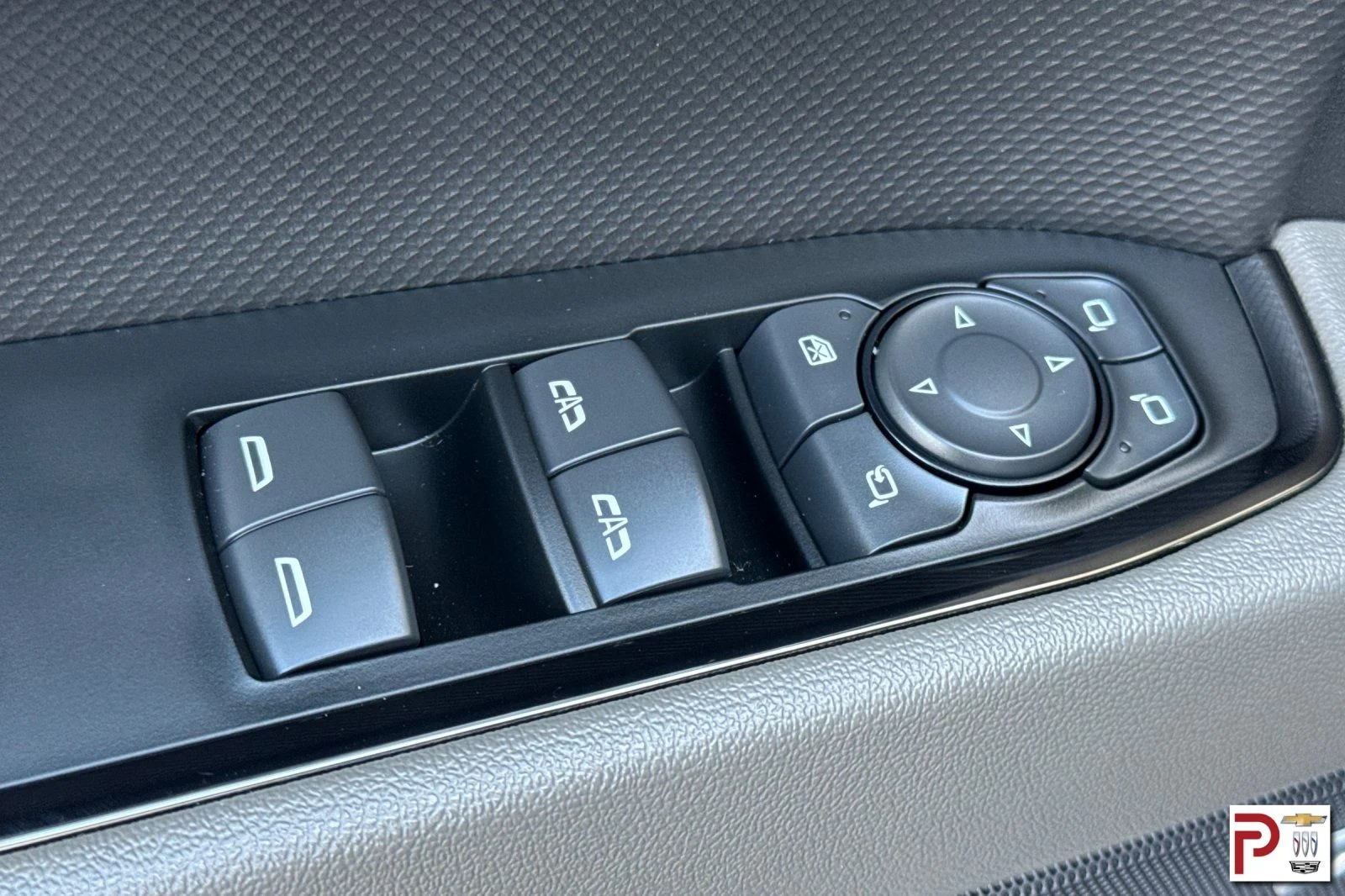 Used 2024 Gray Chevrolet ZR2 image 13