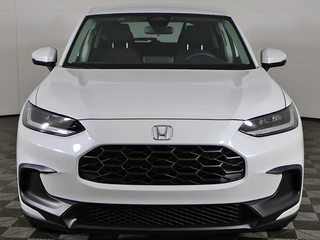 New 2027 Platinum White Pearl Honda LX image 6