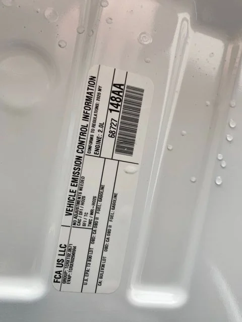 New 2026 Bright White Clear-Coat Exterior Paint Jeep Altitude image 27