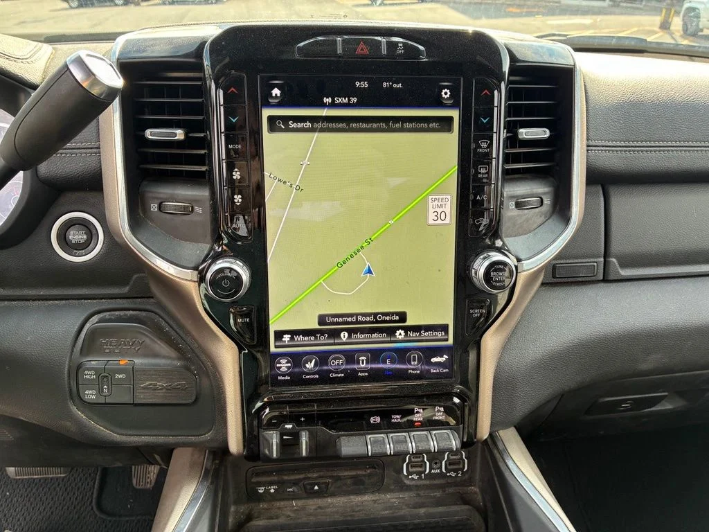 Used 2019 Black Ram Laramie image 14