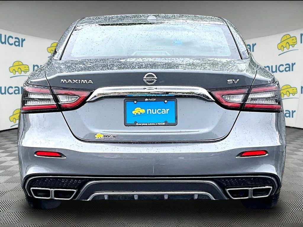Used 2019 Gray Nissan 3.5 SV image 5