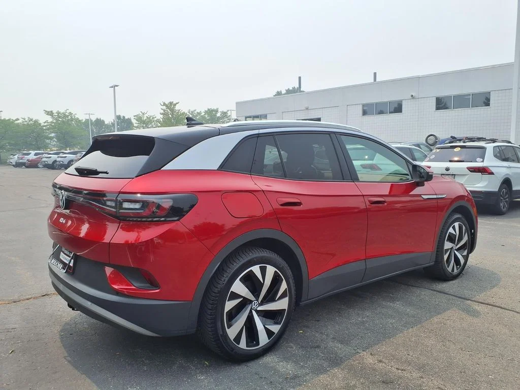 Certified 2022 Volkswagen ID.4 PRO S with VIN WVGUNPE26NP040762 for sale in Franklin, WI