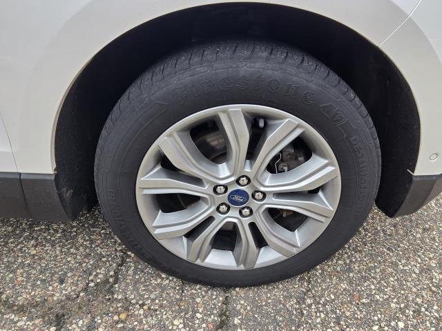 Used 2019 White Platinum Tri-Coat Metallic FORD TITANIUM image 39