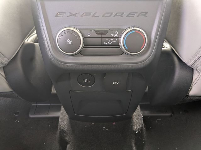 2026 Ford Explorer Active - Photo 18