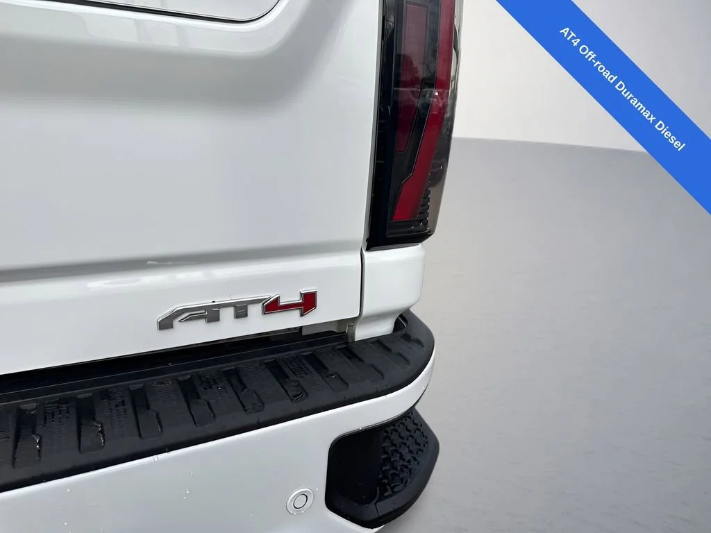 Used 2024 Summit White GMC AT4 image 38