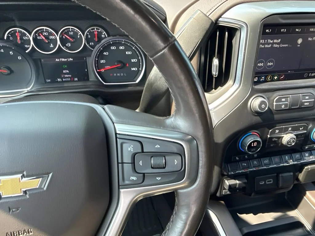 Used 2020 SUMMIT WHITE Chevrolet LTZ image 16
