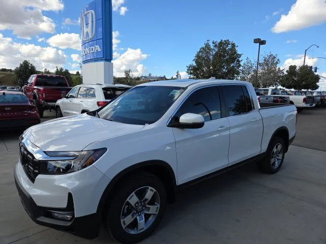 New 2026 Platinum White Pearl Honda RTL image 1