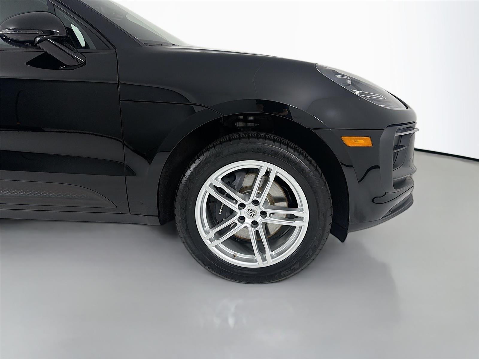 Used 2023 Black Porsche  image 28