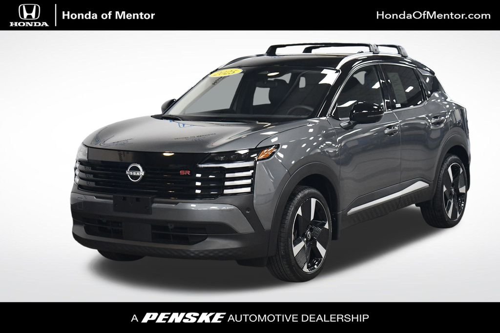 2025 Nissan Kicks 2.0 SR AWD's photo