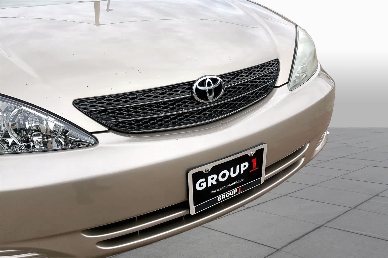 Used 2003 Desert Sand Mica Toyota LE image 28