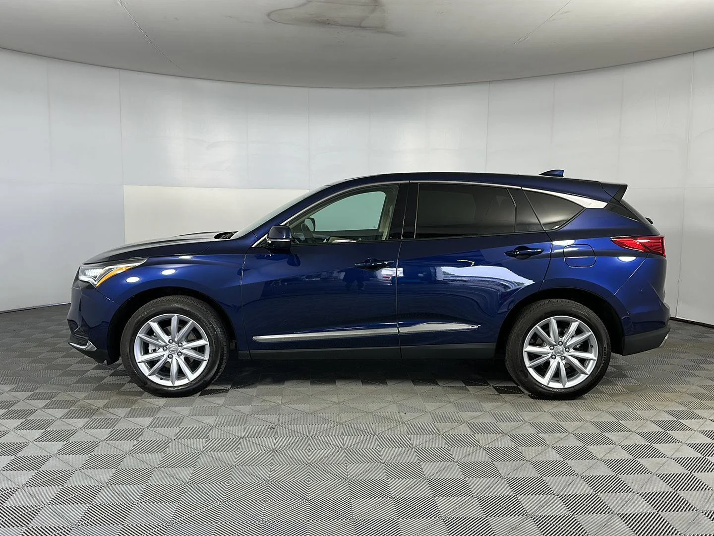 Used 2024 Fathom Blue Pearl Acura SH-AWD image 6